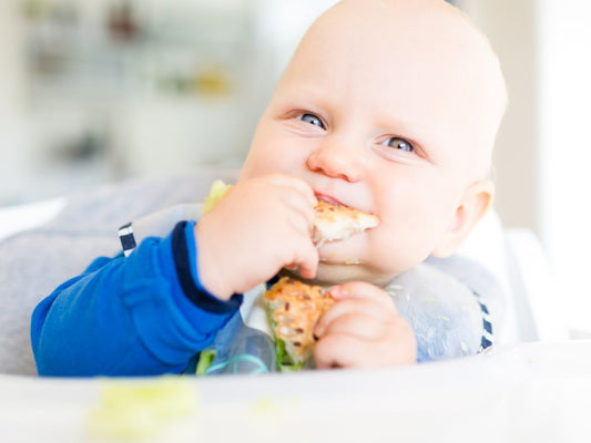 3 Signs Your Baby Is Ready for Self-Feeding